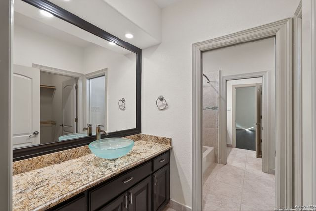 1819 My Anns Hill, San Antonio, TX 78258