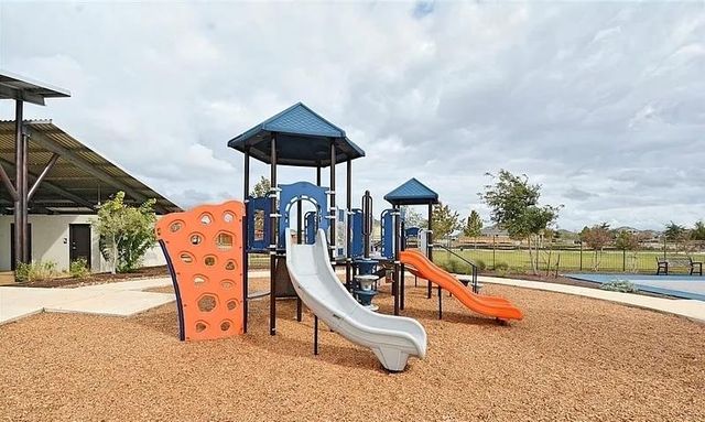 404 Spiny Lizard LN, San Marcos, TX 78666