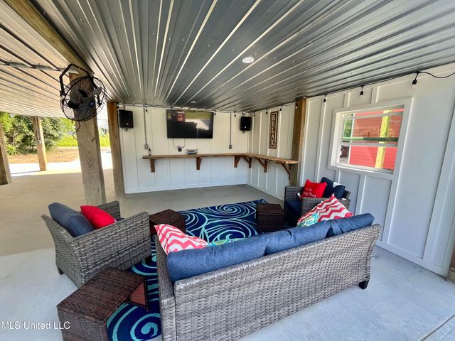 4024 Blue Jay Street, Bay Saint Louis, MS 39520