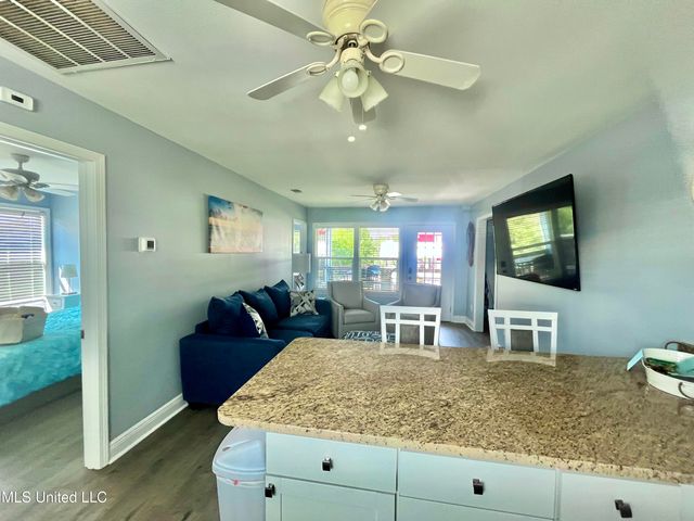 4024 Blue Jay Street, Bay Saint Louis, MS 39520