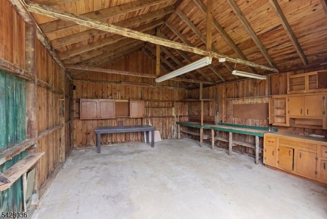 113 E Shore Culver Rd, Frankford Twp., NJ 07826