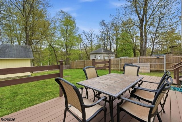 113 E Shore Culver Rd, Frankford Twp., NJ 07826