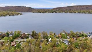 113 E Shore Culver Rd, Frankford Twp., NJ 07826