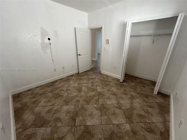 8842 NW 142nd Ln, Miami Lakes, FL 33018