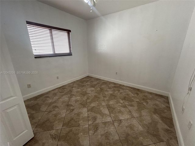 8842 NW 142nd Ln, Miami Lakes, FL 33018