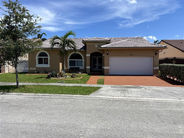 8842 NW 142nd Ln, Miami Lakes, FL 33018
