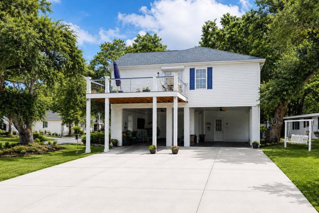 510 3rd Ave. S, Surfside Beach, SC 29575