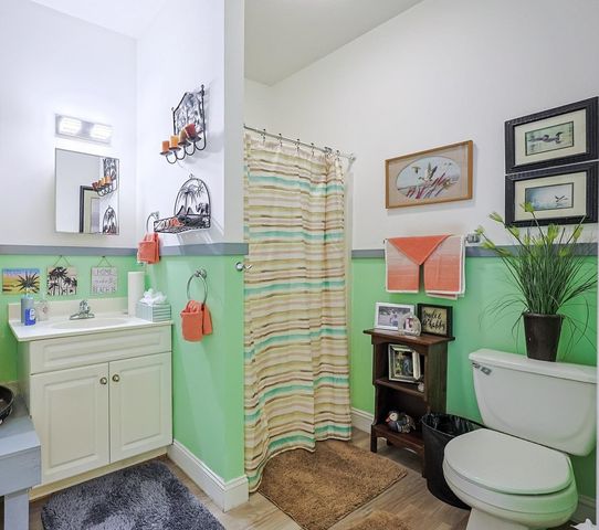 510 3rd Ave. S, Surfside Beach, SC 29575