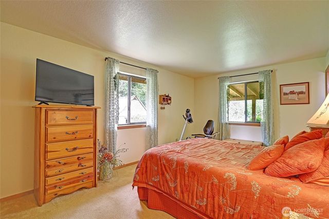 30520 379th Avenue NE, Arlington, WA 98223