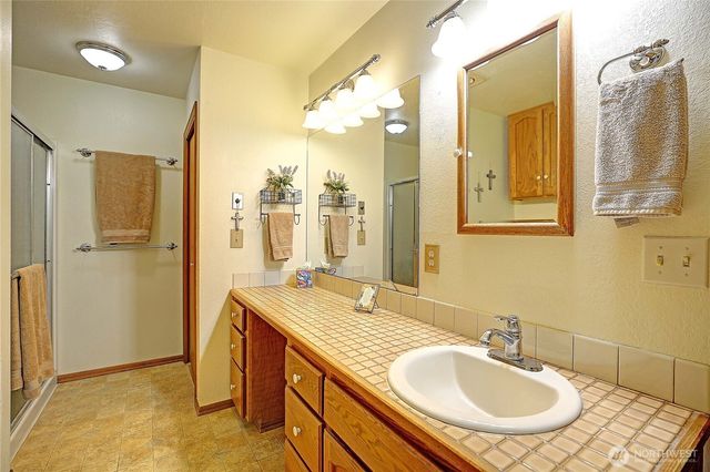30520 379th Avenue NE, Arlington, WA 98223