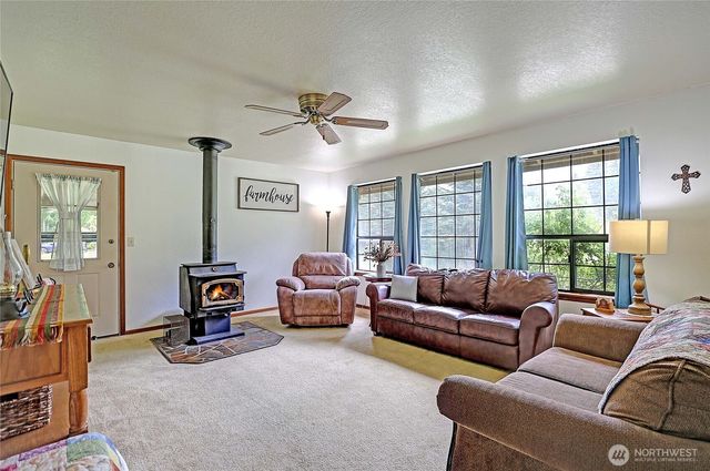 30520 379th Avenue NE, Arlington, WA 98223