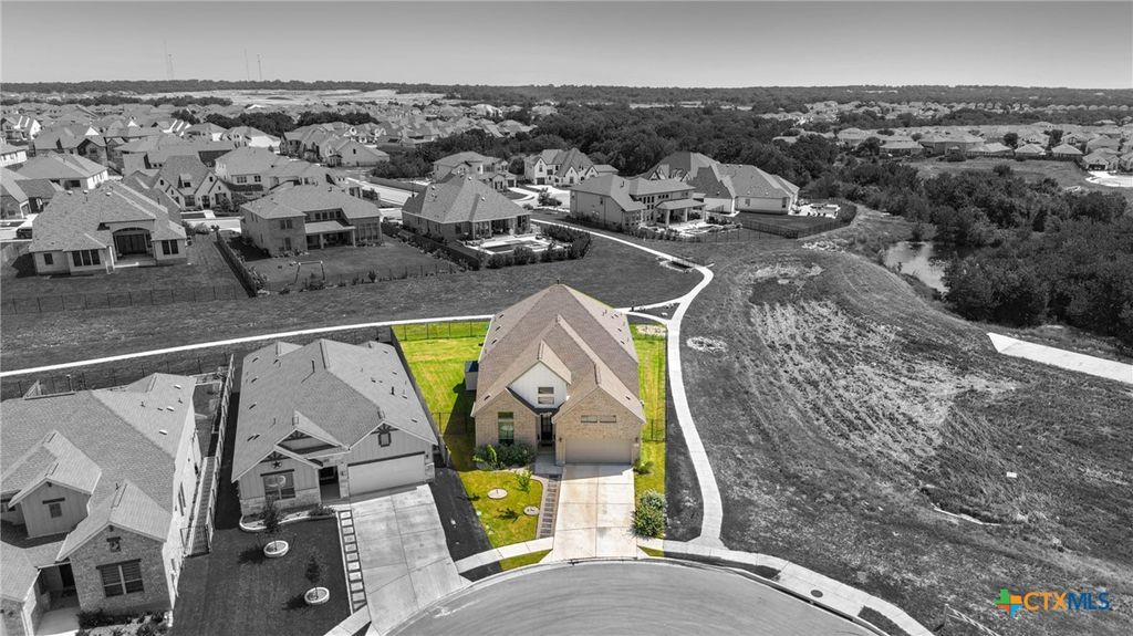 Image 34 of property listing at 341 Alicante Lane, Liberty Hill, TX 78642