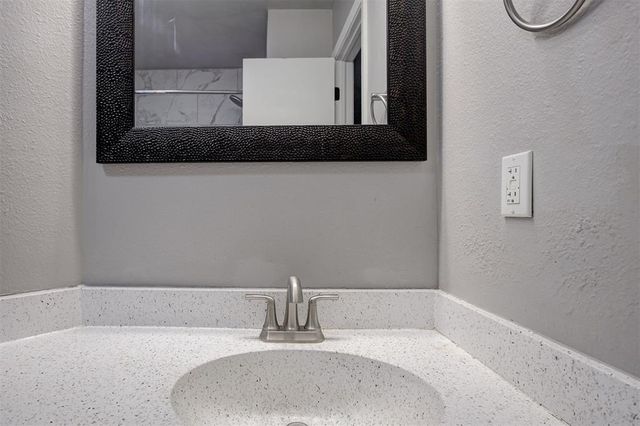 2505 Greenfield Drive, Edmond, OK 73012