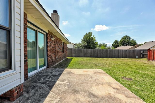 2505 Greenfield Drive, Edmond, OK 73012