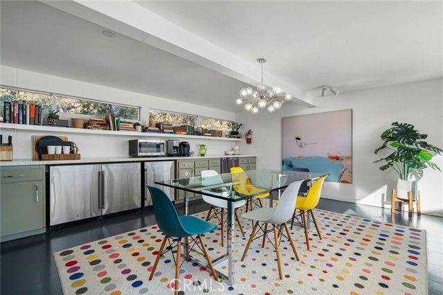 2499 S Palm Canyon, Palm Springs, CA 92264