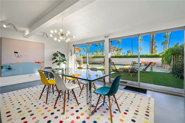 2499 S Palm Canyon, Palm Springs, CA 92264