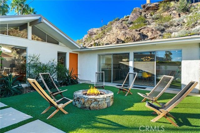 2499 S Palm Canyon, Palm Springs, CA 92264