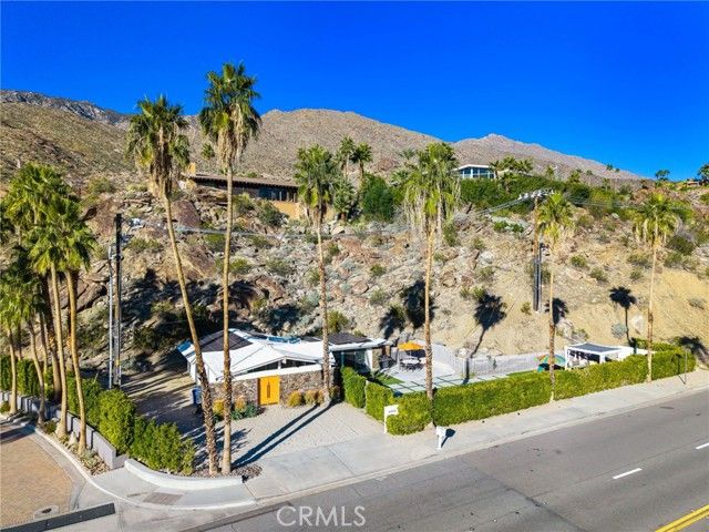 2499 S Palm Canyon, Palm Springs, CA 92264