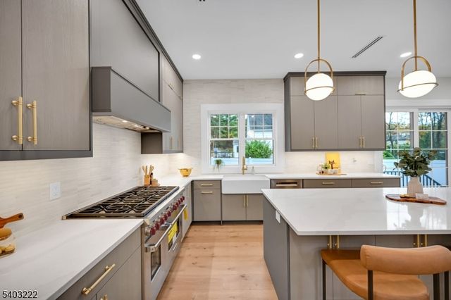 4 Athens Rd, Millburn Twp., NJ 07078