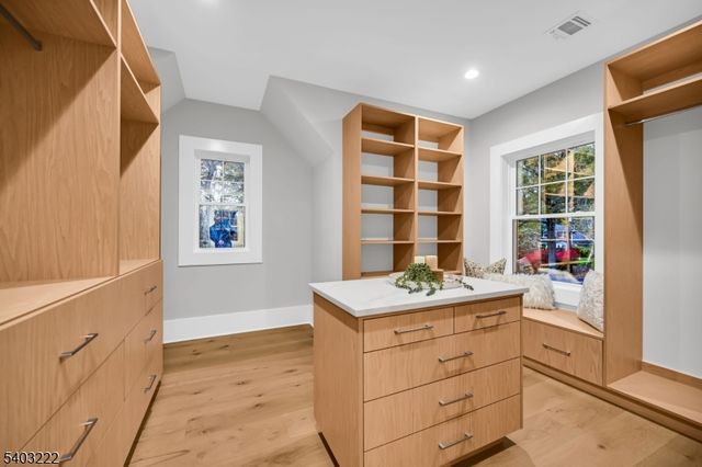 4 Athens Rd, Millburn Twp., NJ 07078