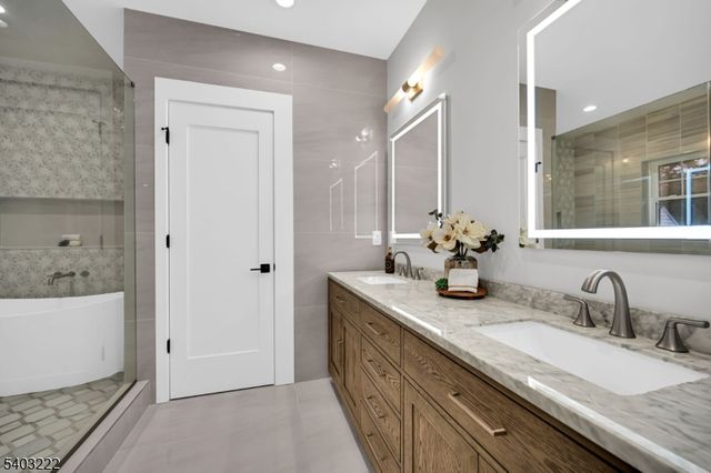 4 Athens Rd, Millburn Twp., NJ 07078