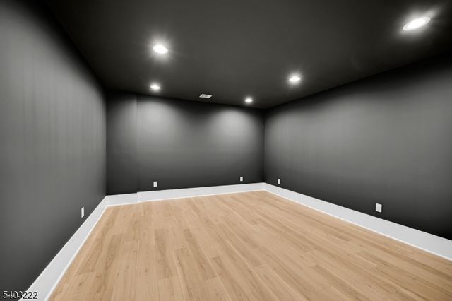 4 Athens Rd, Millburn Twp., NJ 07078