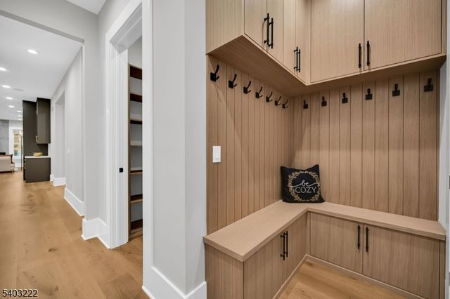 4 Athens Rd, Millburn Twp., NJ 07078