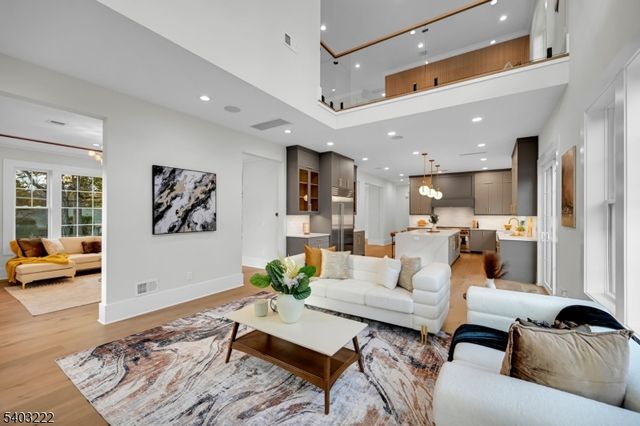 4 Athens Rd, Millburn Twp., NJ 07078