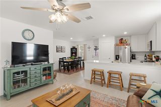 323 Alta Vista Terrace, Seguin, TX 78155