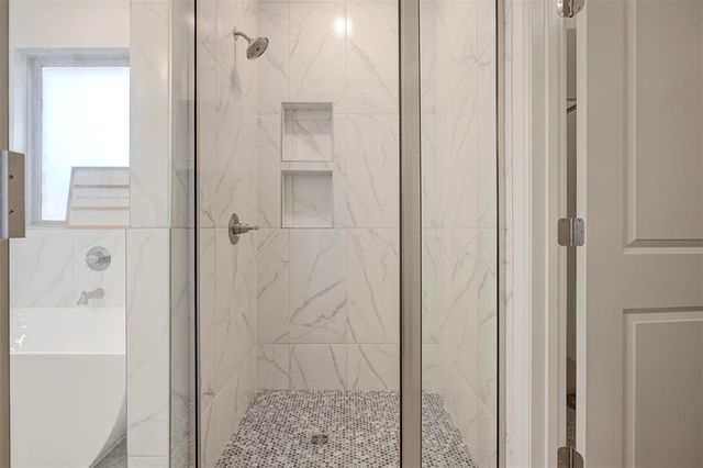 4204 Chesterfield Place, Oklahoma City, OK 73179