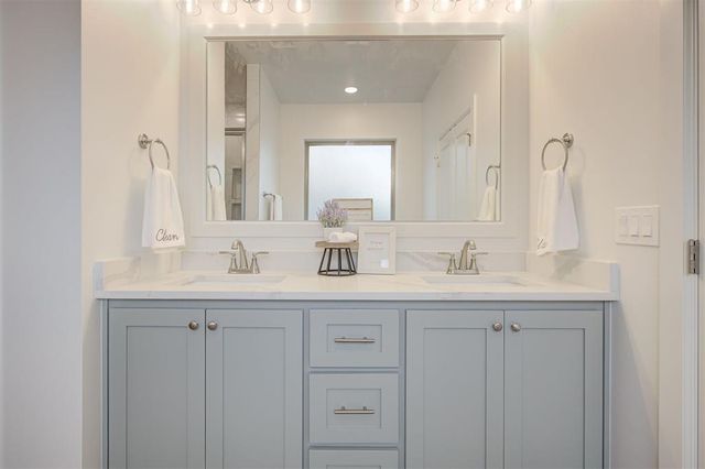 4204 Chesterfield Place, Oklahoma City, OK 73179