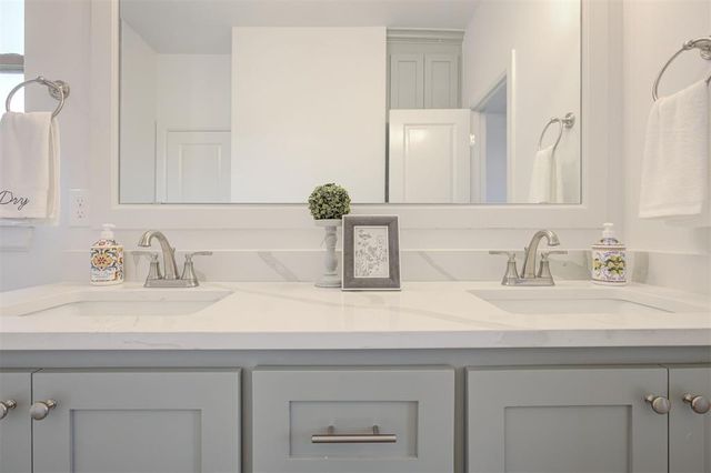 4204 Chesterfield Place, Oklahoma City, OK 73179