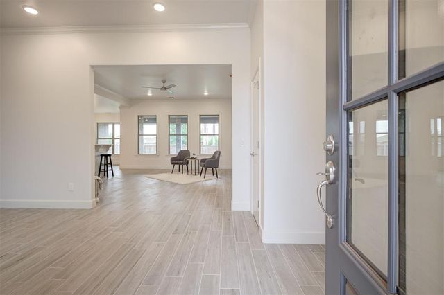 4204 Chesterfield Place, Oklahoma City, OK 73179