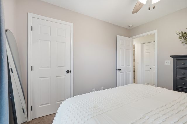 1005 Ashford Drive NE, Cedar Rapids, IA 52402