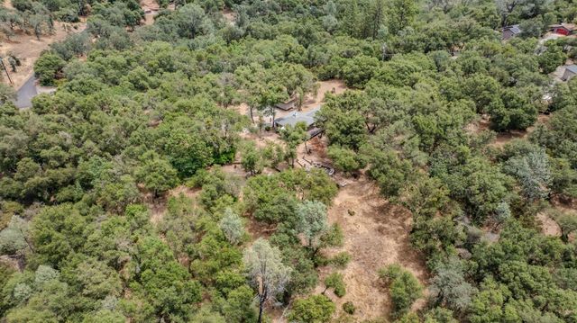 3011 Golden Gate Dr, San Andreas, CA 95249