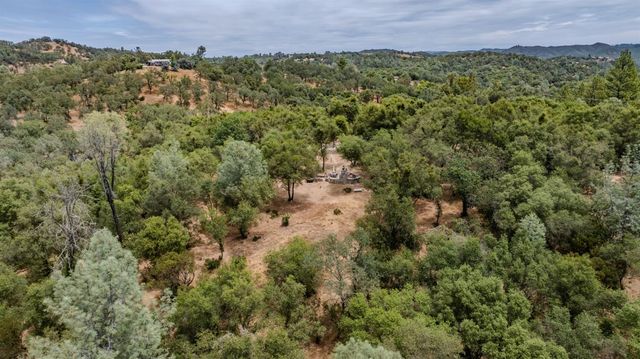 3011 Golden Gate Dr, San Andreas, CA 95249