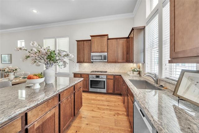 9443 Fannin Street, Houston, TX 77045