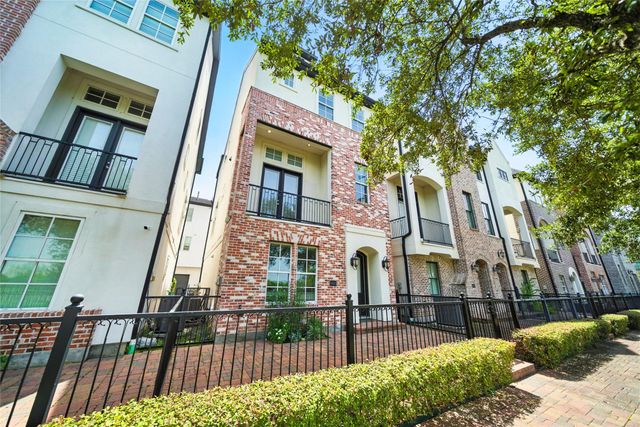 9443 Fannin Street, Houston, TX 77045