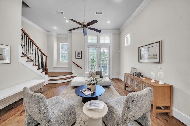 9443 Fannin Street, Houston, TX 77045