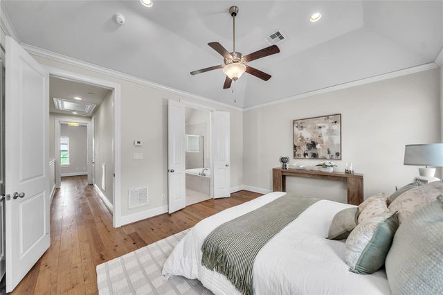 9443 Fannin Street, Houston, TX 77045