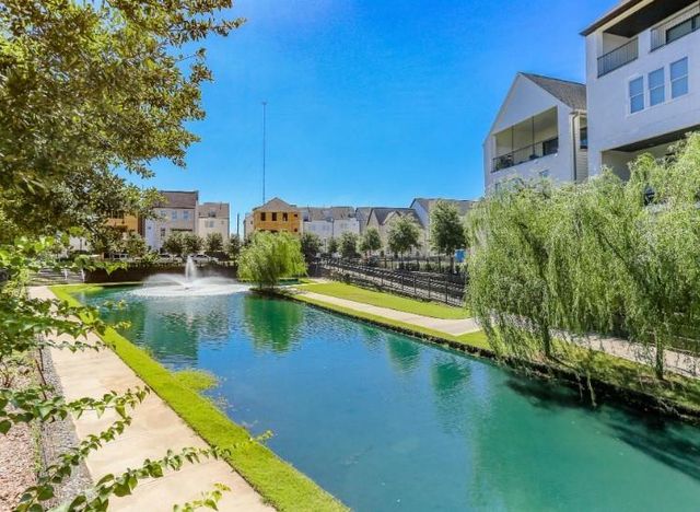 9443 Fannin Street, Houston, TX 77045