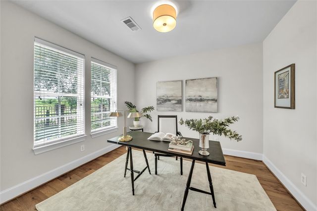 9443 Fannin Street, Houston, TX 77045