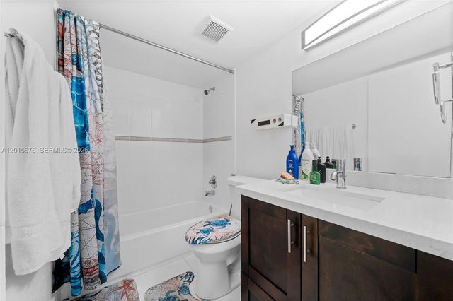 1800 Sans Souci 332 332, North Miami, FL 33181