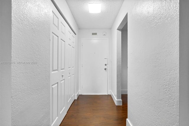 1800 Sans Souci 332 332, North Miami, FL 33181