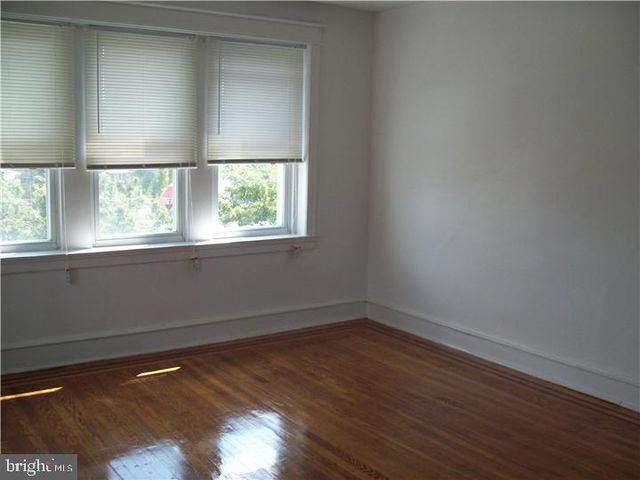 400 N 65TH ST, Philadelphia, PA 19151