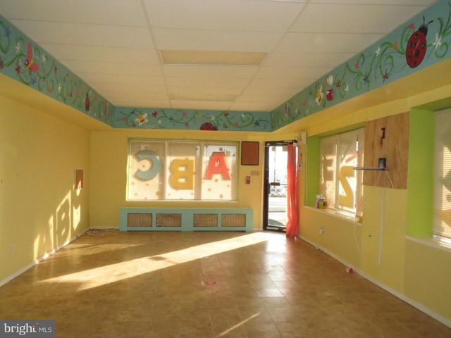 400 N 65TH ST, Philadelphia, PA 19151