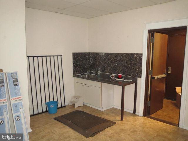 400 N 65TH ST, Philadelphia, PA 19151