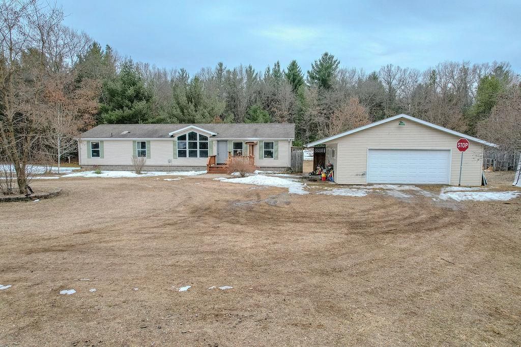 N12019 14th Avenue, Necedah, WI 54646