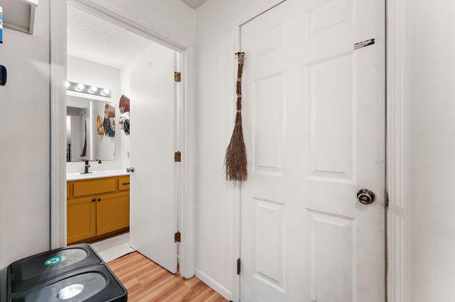 1609 Geske Road, Chaska, MN 55318