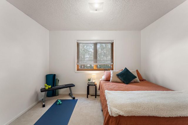 1609 Geske Road, Chaska, MN 55318